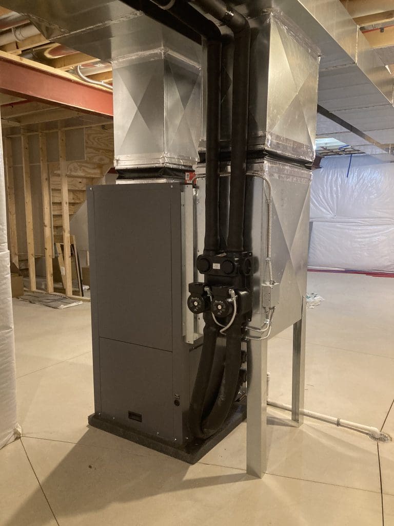 Unit connections and pipes